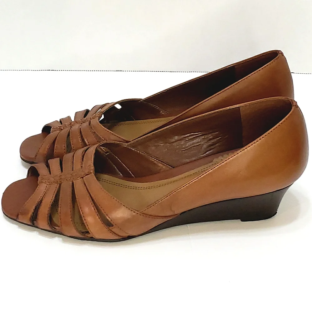 Trotters Brown Wedges
